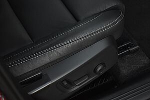Volvo  XZ MY23 Plus B4