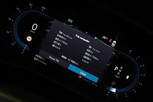 Volvo  XC40 Ultimate, B4 Mild Hybrid, Petrol, Bright