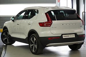 Volvo  XC40 Ultimate, B4 Mild Hybrid, Petrol, Bright