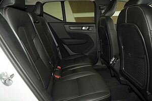 Volvo  XC40 Ultimate, B4 Mild Hybrid, Petrol, Bright