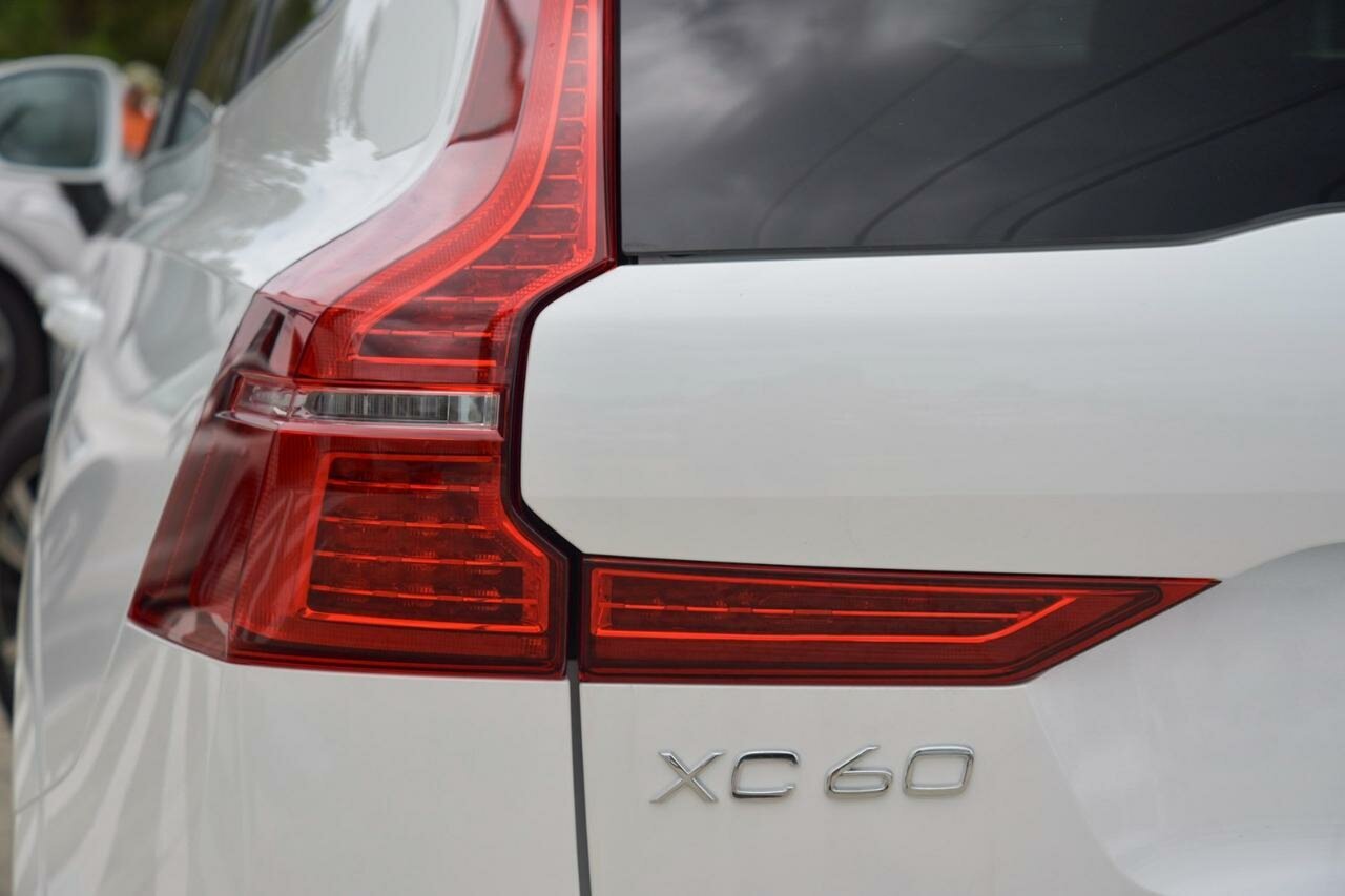 Volvo  XC60 Ultra, B5 AWD Mild hybrid, Petrol, Bright