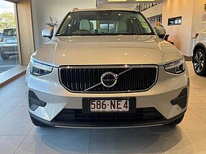 Volvo  XC40 Plus, B4 Mild hybrid, Petrol
