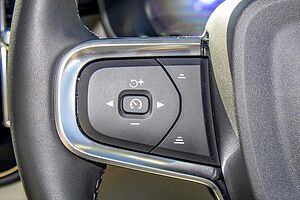 Volvo  XC40 Plus, B4 Mild hybrid, Petrol