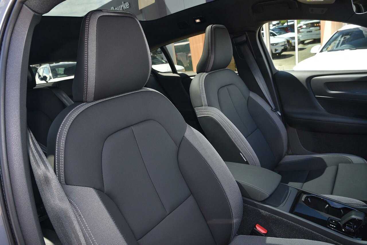 Volvo  C40 Recharge Ultimate, Twin Motor, Electric