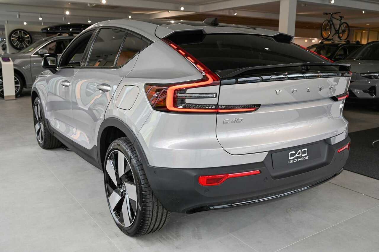 Volvo  C40 Recharge Ultimate, Twin Motor, Electric