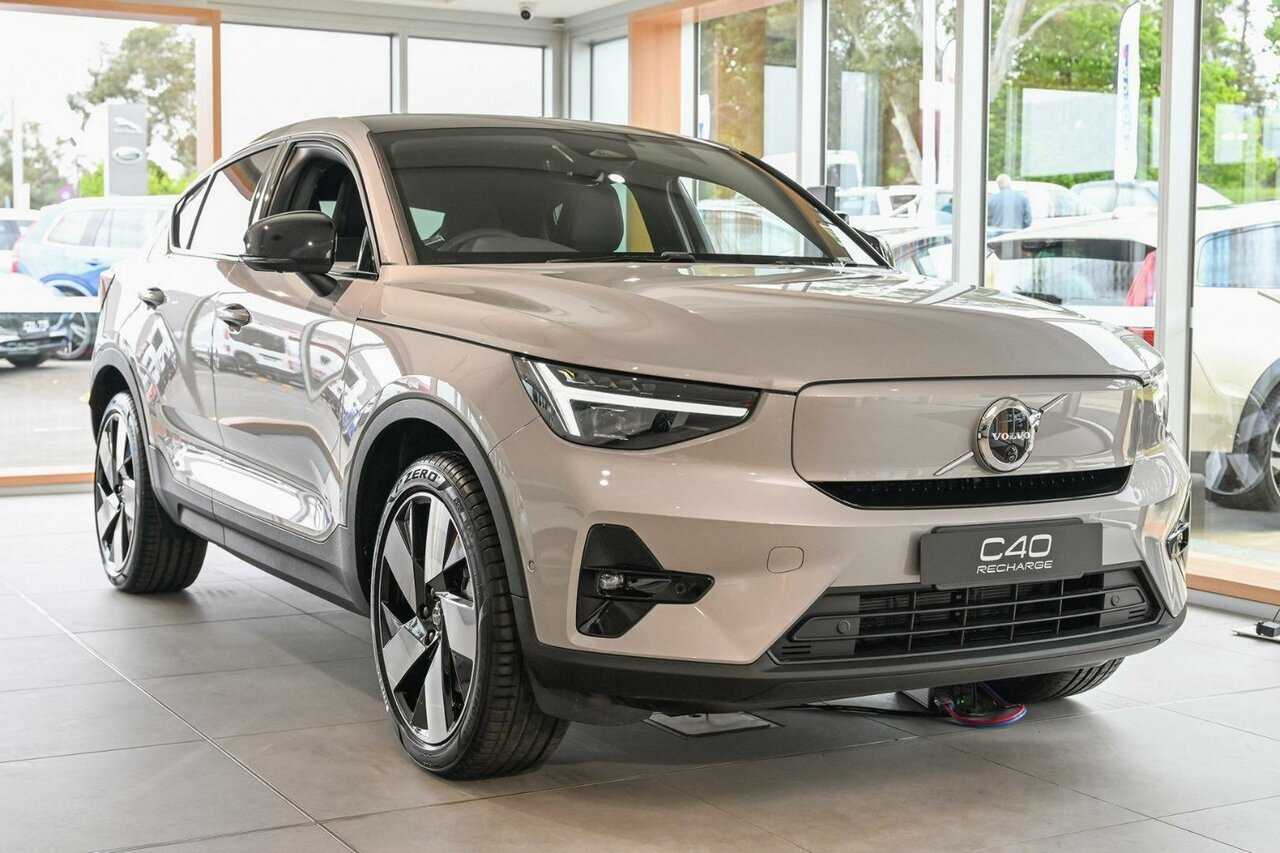 Volvo  C40 Recharge Ultimate, Twin Motor, Electric