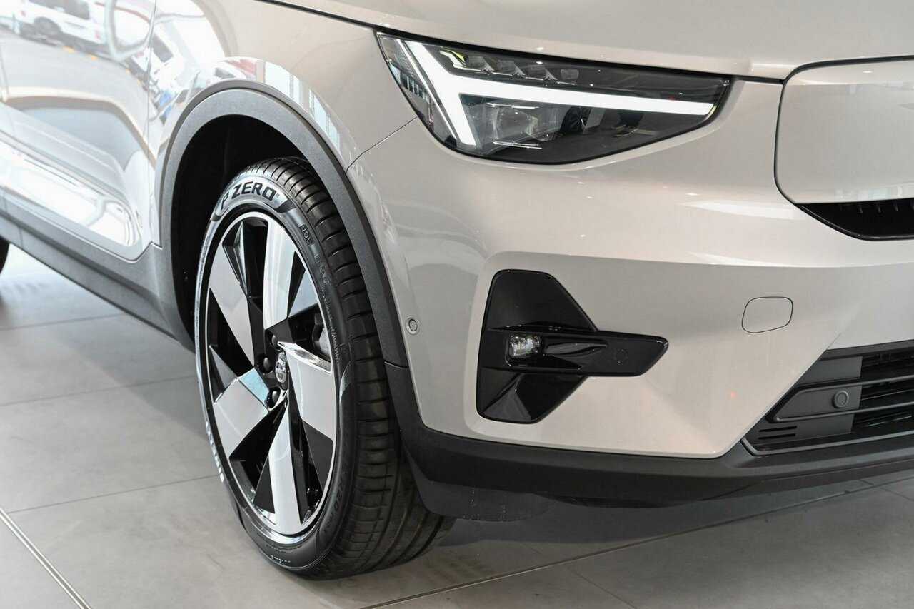 Volvo  C40 Recharge Ultimate, Twin Motor, Electric