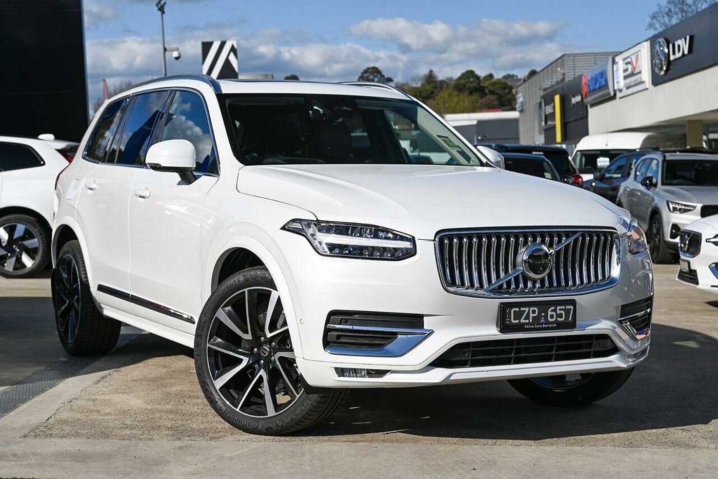Volvo  XC90 Ultimate, B5 AWD Mild hybrid, Petrol, Bright, 7 Seats