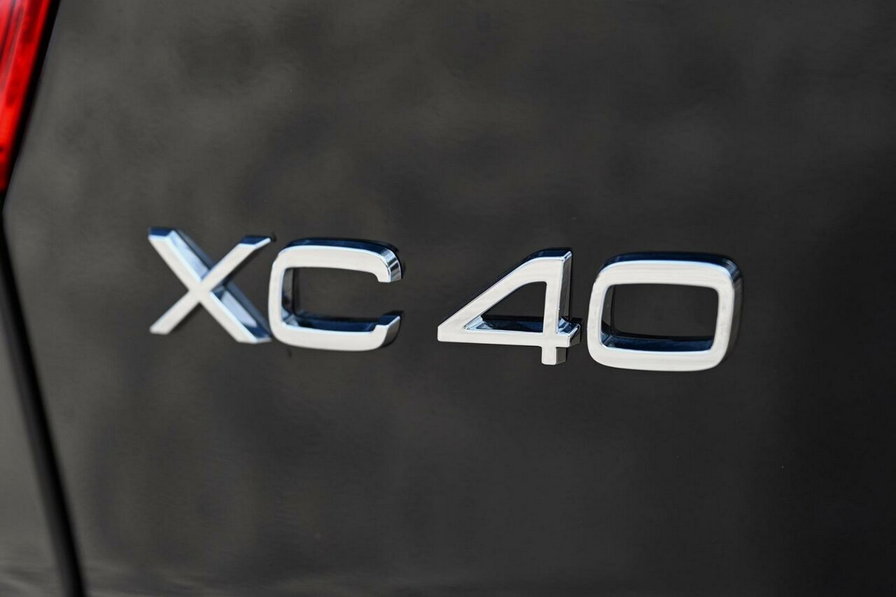 Volvo  XC40 Ultra, B4 AWD Mild hybrid, Petrol, Bright