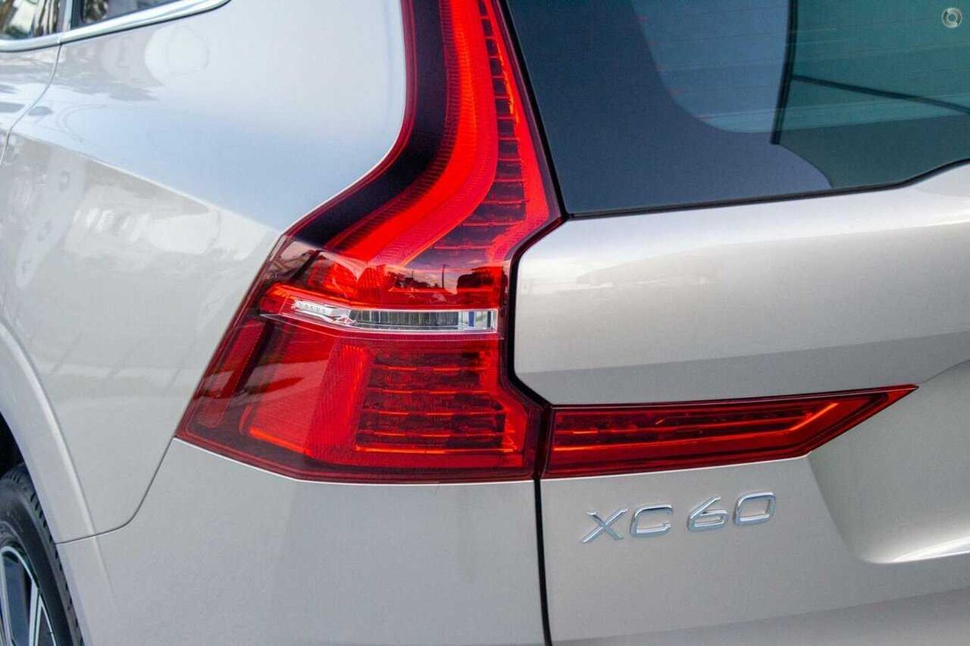 Volvo  XC60 Ultra, B5 AWD Mild hybrid, Petrol, Bright