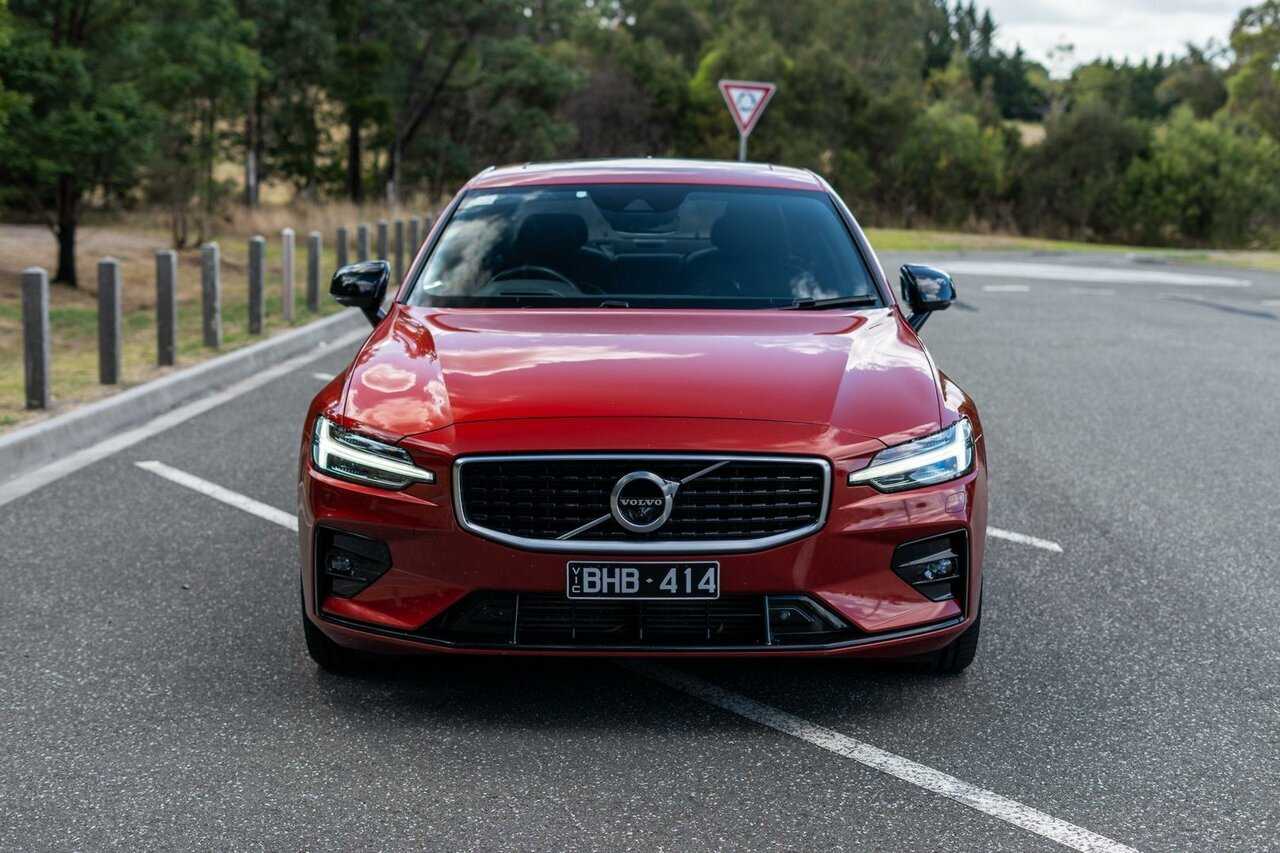 Volvo  Z Series MY20 T5 Geartronic AWD R-Design