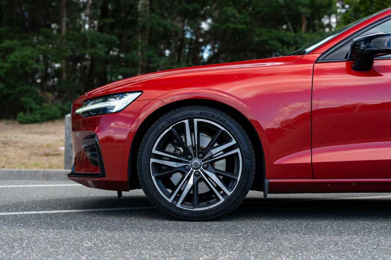 Volvo  Z Series MY20 T5 Geartronic AWD R-Design