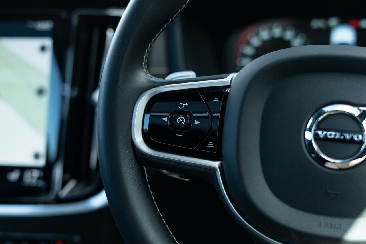 Volvo  Z Series MY20 T5 Geartronic AWD R-Design