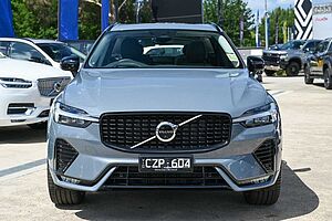 Volvo  UZ MY23 Ultimate B6 AWD Dark