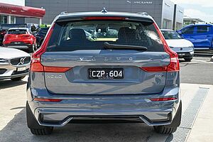 Volvo  UZ MY23 Ultimate B6 AWD Dark
