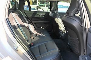 Volvo  V60 Cross Country Ultimate, B5 AWD Mild hybrid, Petrol, Bright