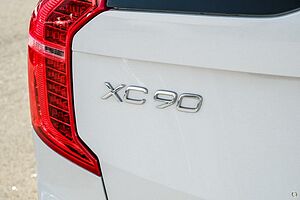 Volvo  XC90 Ultimate, B5 AWD Mild hybrid, Petrol, Bright, 7 Seats