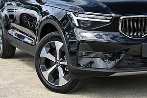 Volvo  XC40 Ultra, B4 AWD Mild hybrid, Petrol, Bright