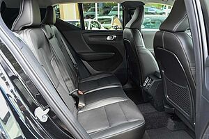 Volvo  XC40 Ultra, B4 AWD Mild hybrid, Petrol, Bright