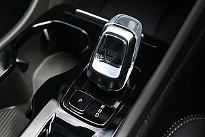 Volvo  XC40 Ultra, B4 AWD Mild hybrid, Petrol, Bright