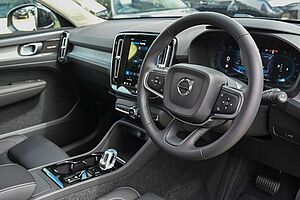 Volvo  XC40 Ultra, B4 AWD Mild hybrid, Petrol, Bright