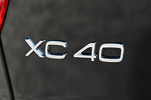 Volvo  XC40 Ultra, B4 AWD Mild hybrid, Petrol, Bright