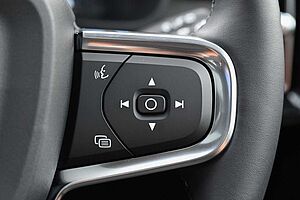 Volvo  XC40 Ultra, B4 AWD Mild hybrid, Petrol, Bright