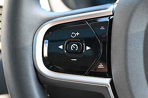 Volvo  XC90 Ultra, T8 AWD Plug-in hybrid, Electric/Petrol, Dark, 7 Seats