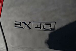 Volvo  EX40 Black Edition Ultra, Twin Motor, Electric
