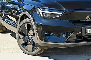 Volvo  EX40 Black Edition Ultra, Twin Motor, Electric