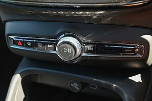 Volvo  EX40 Black Edition Ultra, Twin Motor, Electric