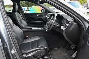 Volvo  UZ MY20 T6 AWD R-Design