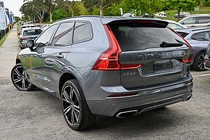 Volvo  UZ MY20 T6 AWD R-Design