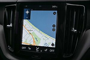 Volvo  UZ MY20 T6 AWD R-Design