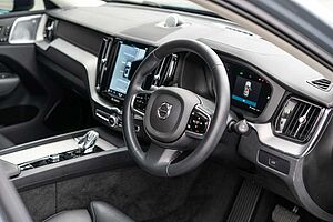 Volvo  UZ MY23 Ultimate B6 AWD Dark