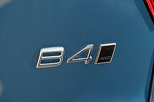 Volvo  XC40 Ultra, B4 AWD Mild hybrid, Petrol, Dark