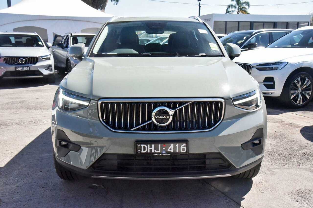 Volvo  XC40 Ultra, B4 AWD Mild hybrid, Petrol, Bright