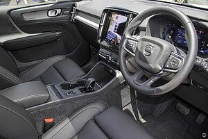 Volvo  XC40 Plus, B4 Mild hybrid, Petrol
