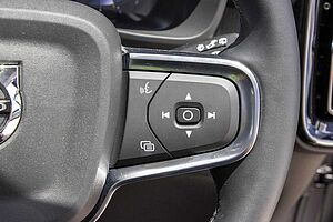 Volvo  XC40 Plus, B4 Mild hybrid, Petrol