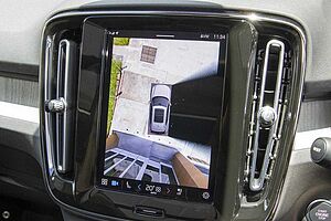 Volvo  XC40 Plus, B4 Mild hybrid, Petrol