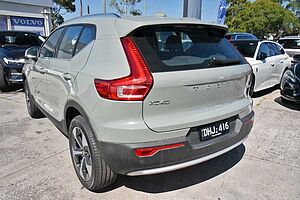 Volvo  XC40 Ultra, B4 AWD Mild hybrid, Petrol, Bright