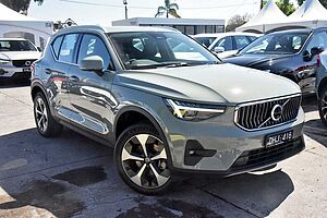Volvo  XC40 Ultra, B4 AWD Mild hybrid, Petrol, Bright