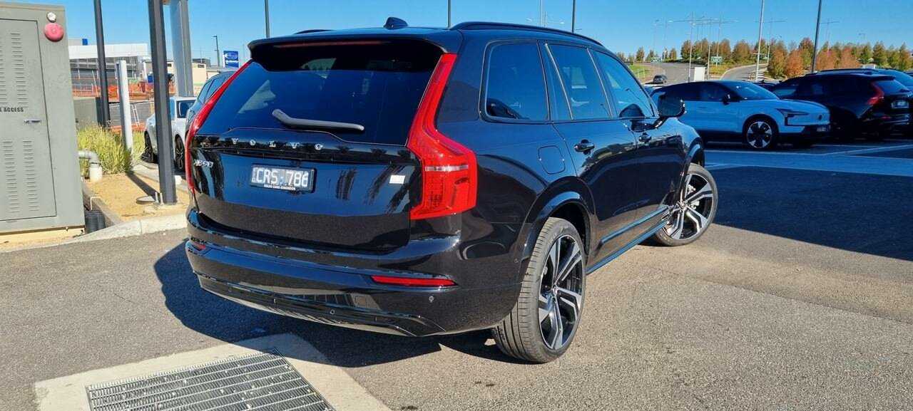 Volvo  XC90 Recharge Plus, T8 eAWD Plug-in hybrid, Electric/Petrol, Dark, 7 Seats