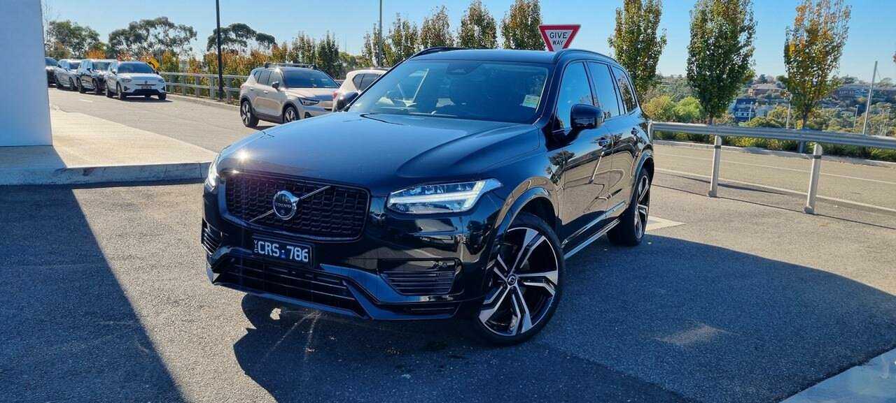 Volvo  XC90 Recharge Plus, T8 eAWD Plug-in hybrid, Electric/Petrol, Dark, 7 Seats