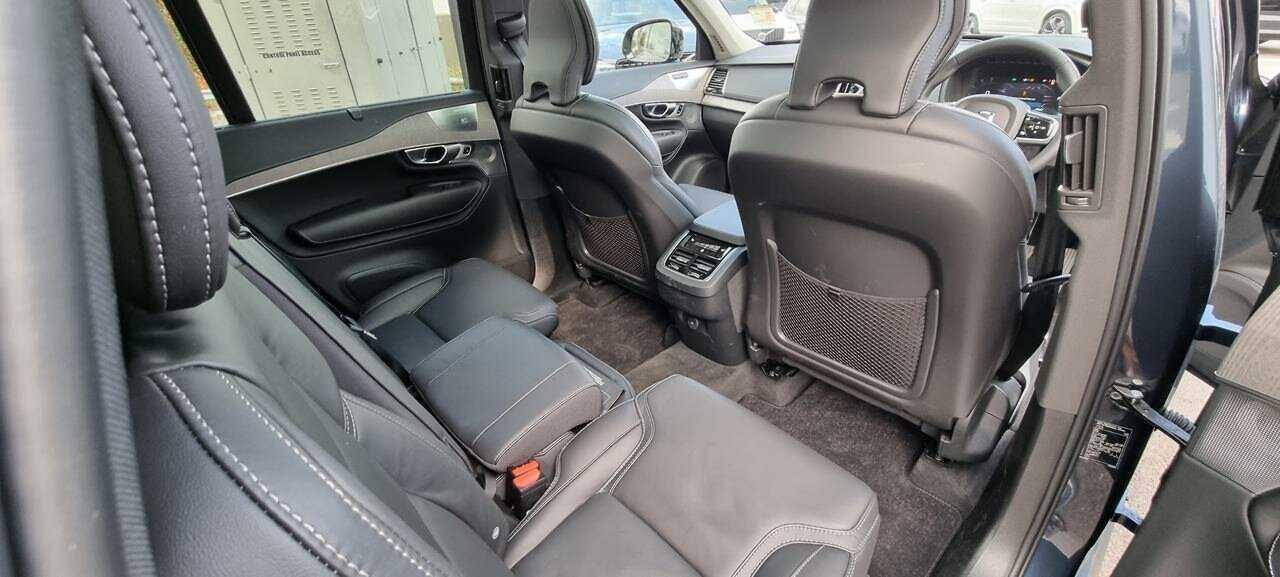 Volvo  XC90 Ultimate, B6 Mild Hybrid, Petrol, Dark, 7 Seats