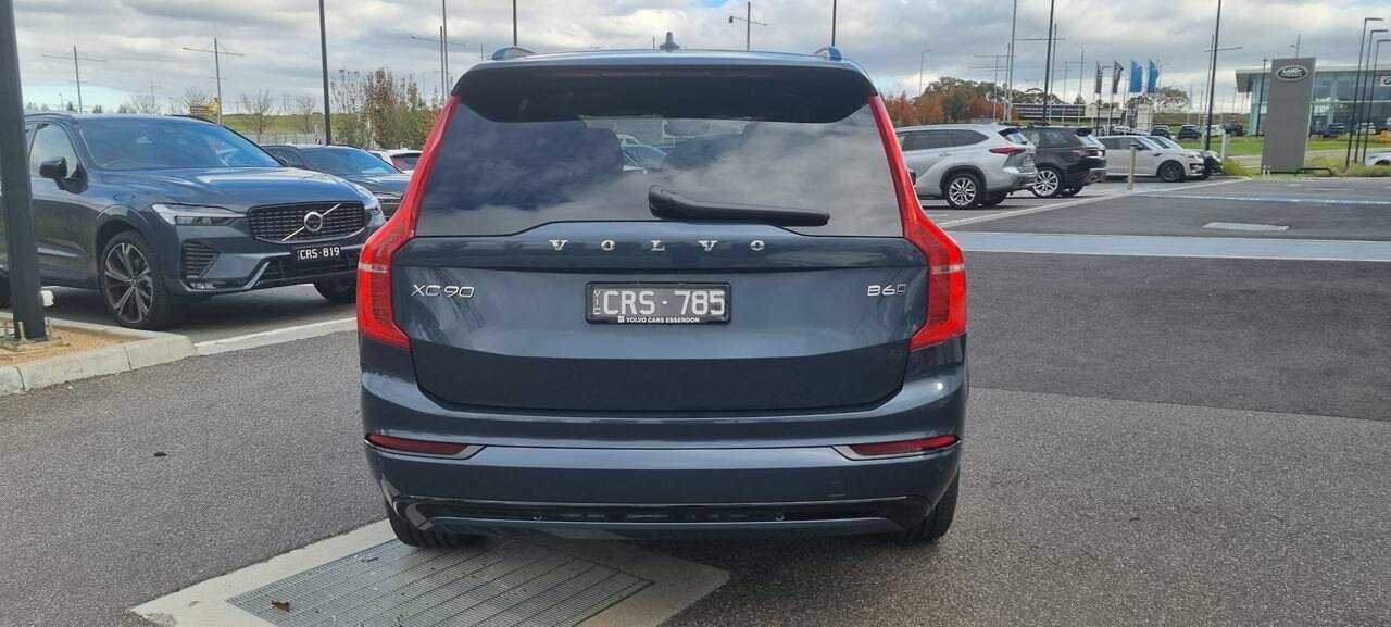 Volvo  XC90 Ultimate, B6 Mild Hybrid, Petrol, Dark, 7 Seats