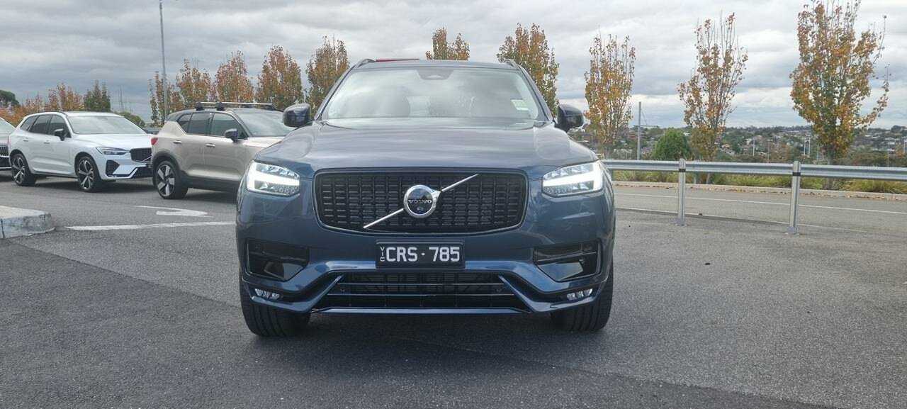 Volvo  XC90 Ultimate, B6 Mild Hybrid, Petrol, Dark, 7 Seats