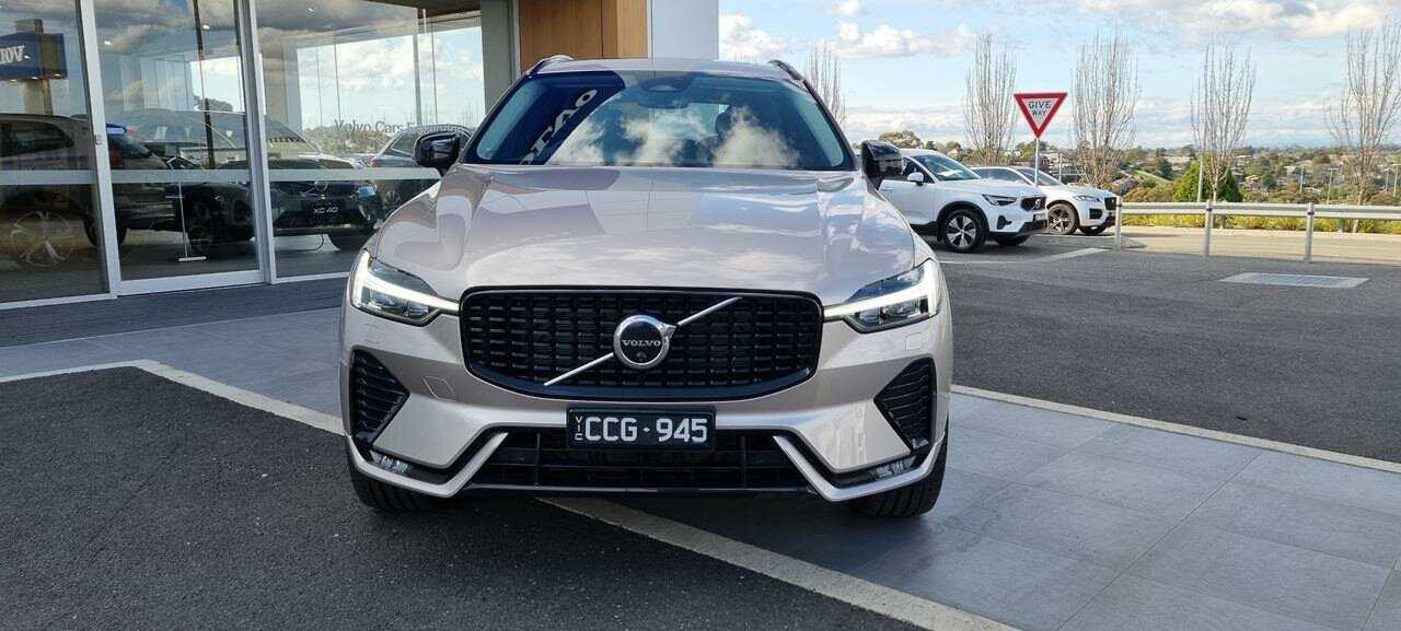 Volvo  XC60 Ultimate, B6 Mild Hybrid, Petrol, Dark