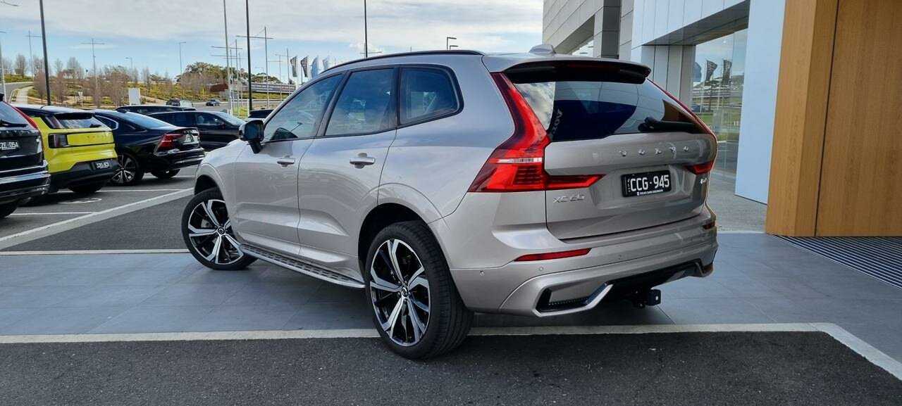 Volvo  XC60 Ultimate, B6 Mild Hybrid, Petrol, Dark