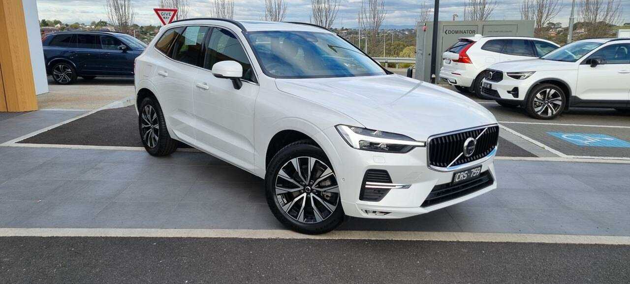 Volvo  XC60 Plus, B5 Mild Hybrid, Petrol